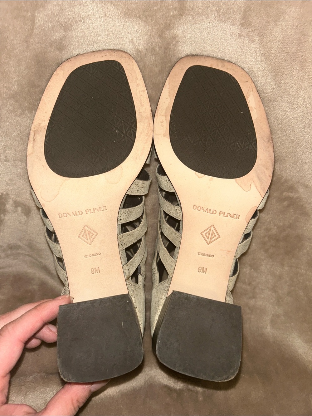 Donald Pliner Pixee Strappy Block Heel Open Toe Metallic Shimmer Cage Sandals 9 - Picture 12 of 16